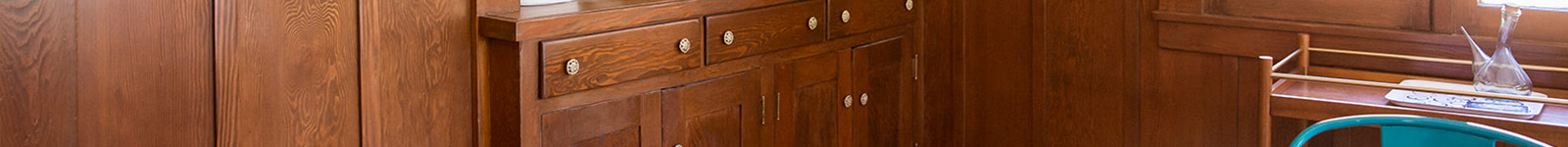 Hand-finished long wood trim