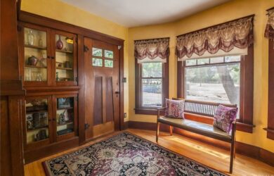 Restoring Craftsman Homes in Altadena With Authentic Wood Refinishing